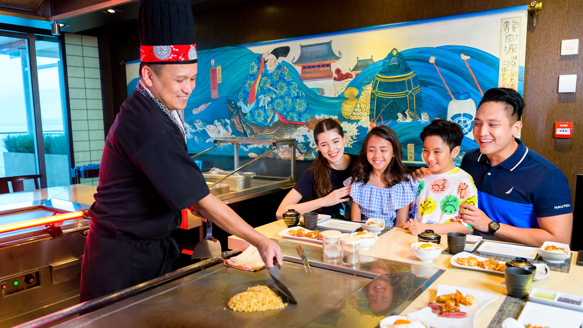 Star Navigator Dining