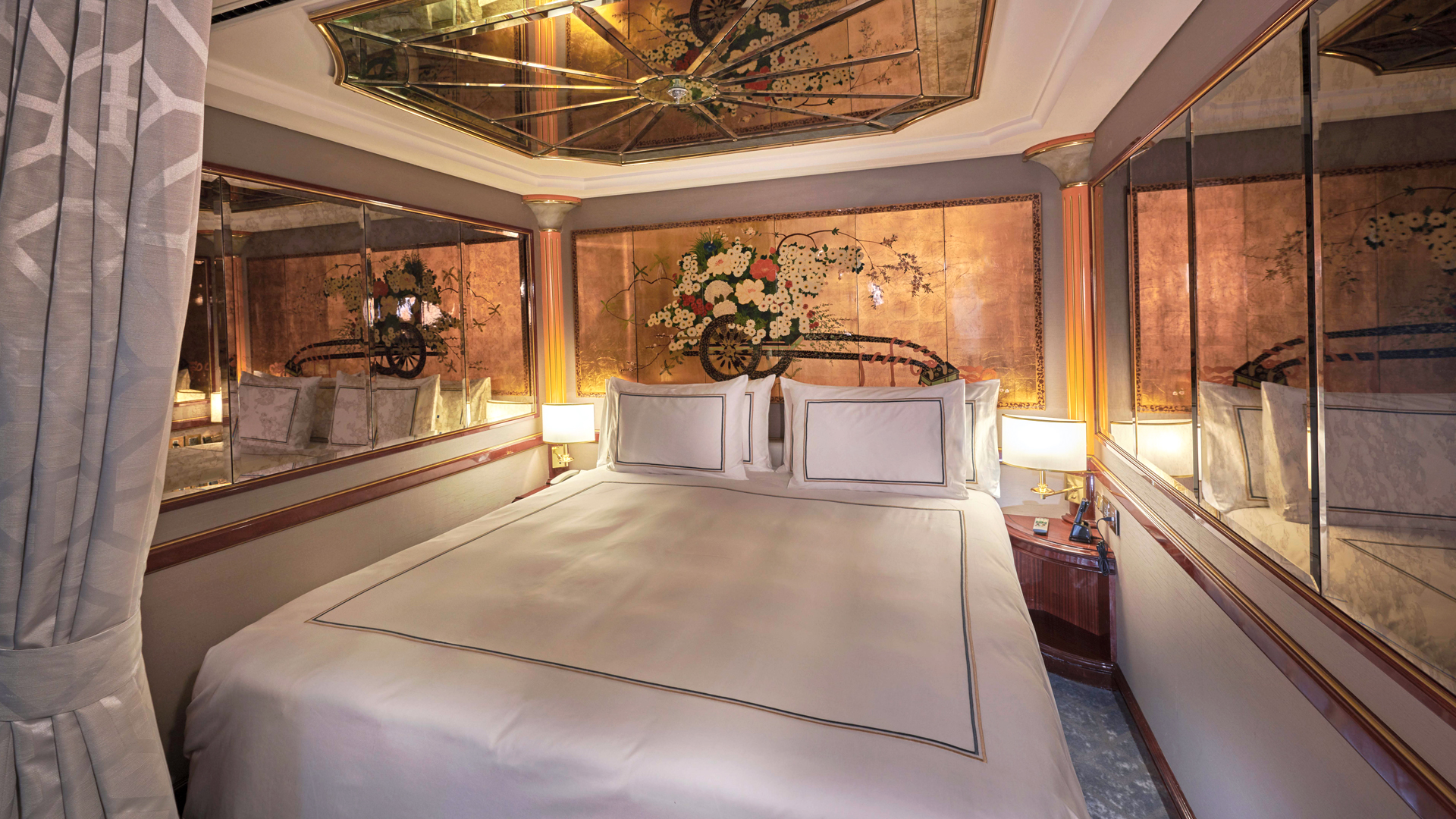 Palace Suite 1