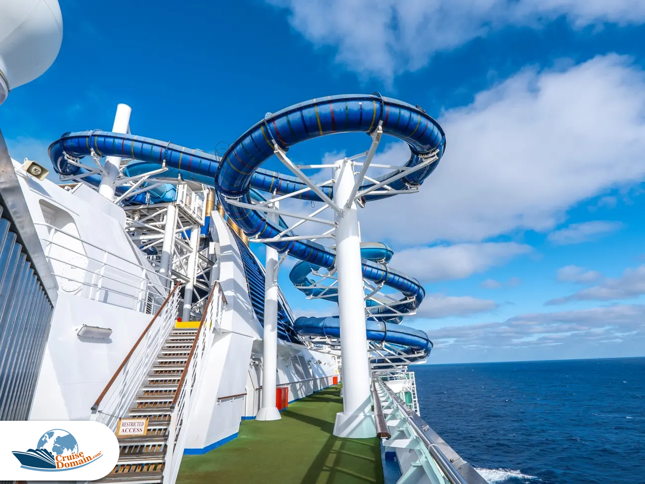 Star Voyager Lido Deck 1